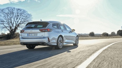 2018 Opel Insignia GSi Sports Tourer 7