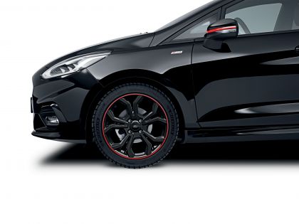2018 Ford Fiesta ST-Line Red Black 3