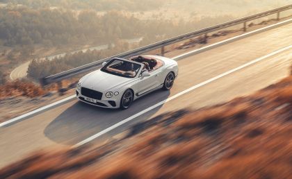 2019 Bentley Continental GT convertible 5