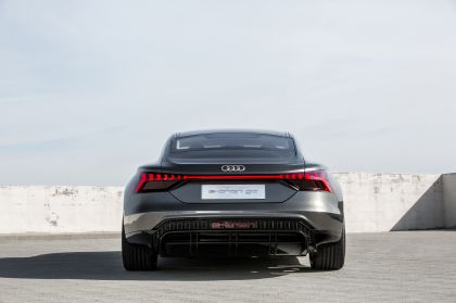 2018 Audi e-Tron GT concept 13