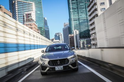 2018 Maserati Levante Trofeo - Japan version 1