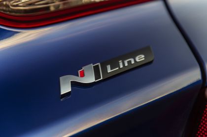 2019 Hyundai Elantra GT N-line 16
