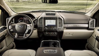 2020 Ford F-450 Super Duty Limited 9