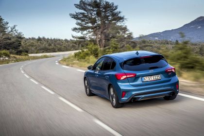2020 Ford Focus ST 16