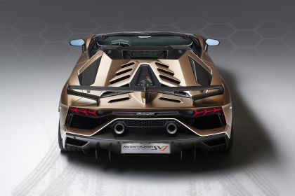 2019 Lamborghini Aventador SVJ roadster 5
