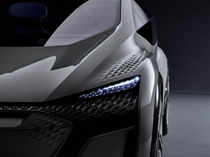 2019 Audi AI:ME concept 11