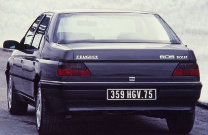 1989 Peugeot 605 SV24 12
