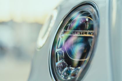 2019 Bentley Bentayga Hybrid 17