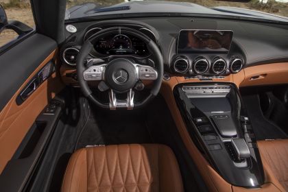 2020 Mercedes-AMG GT C roadster - USA version 33