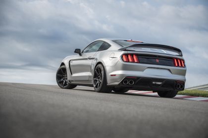 2020 Ford Mustang Shelby GT350R 3
