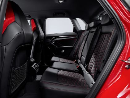2020 Audi RS Q3 33
