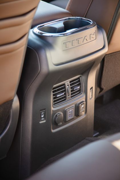 2020 Nissan Titan Platinum Reserve 30