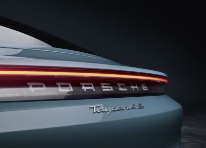 2020 Porsche Taycan 4S 6