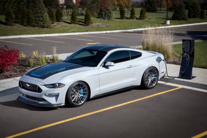 2019 Ford Mustang Lithium concept 4