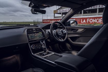 2020 Jaguar XE Reims Edition 81
