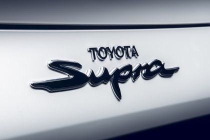 2020 Toyota GR Supra 2.0L turbo 8