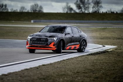 2020 Audi e-Tron Sportback S concept 31