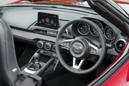 2020 Mazda MX-5 Convertible Sport Tech - UK version 53