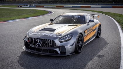 2020 Mercedes-AMG GT4 8