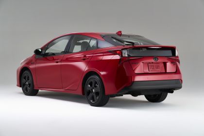 2021 Toyota Prius 2020 Edition 2