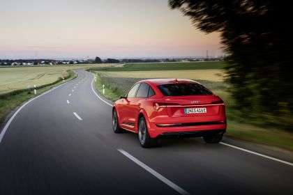 2021 Audi e-tron S Sportback 94