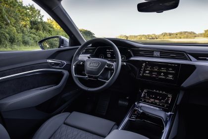 2021 Audi e-tron S Sportback 121