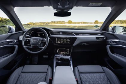 2021 Audi e-tron S Sportback 122