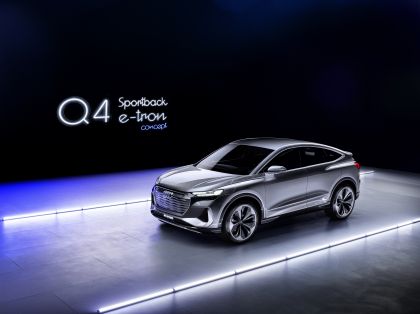 2020 Audi Q4 Sportback e-tron concept 43