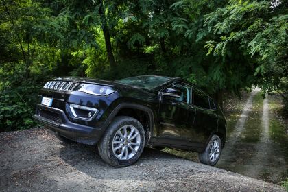 2020 Jeep Compass 4xe Limited 12