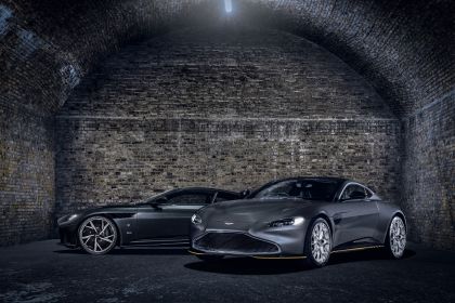 2021 Aston Martin DBS Superleggera 007 Edition 13
