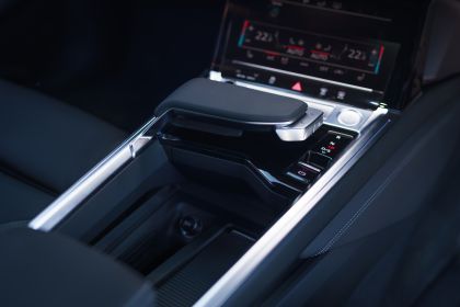 2020 Audi e-tron Sportback - UK version 109