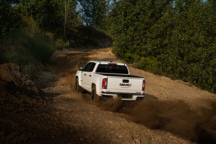 2021 GMC Canyon AT4 Off-Road Performance Edition 6