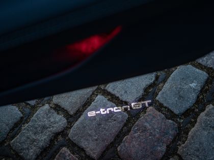 2022 Audi e-tron GT quattro 137