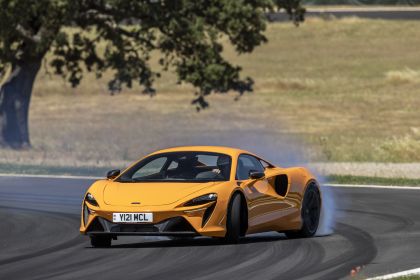 2022 McLaren Artura 109