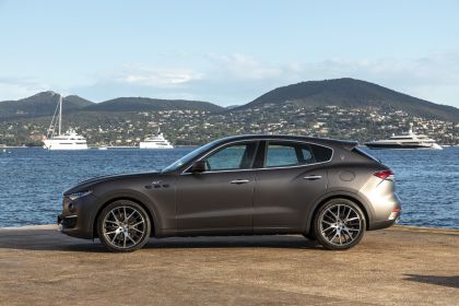 2021 Maserati Levante Hybrid 57