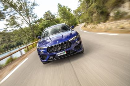 2021 Maserati Levante Hybrid 93
