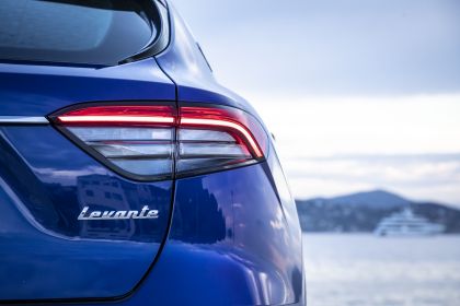 2021 Maserati Levante Hybrid 106