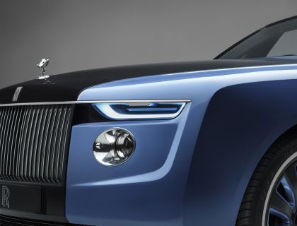 2021 Rolls-Royce Boat Tail concept 6