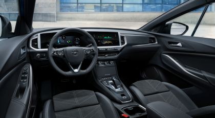 2022 Opel Grandland Hybrid4 41