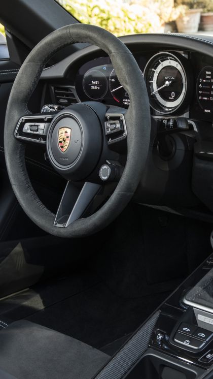 2022 Porsche 911 ( 992 ) Targa 4 GTS 221