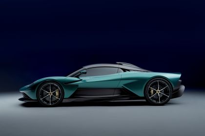 2022 Aston Martin Valhalla 2