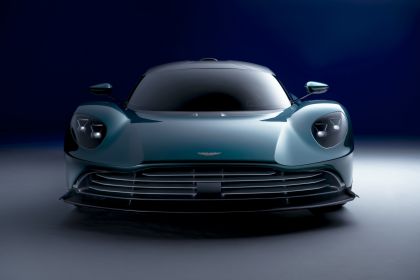 2022 Aston Martin Valhalla 4
