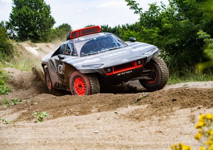 2022 Audi RS Q e-tron Dakar Rally 16
