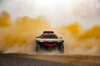2022 Audi RS Q e-tron Dakar Rally 100