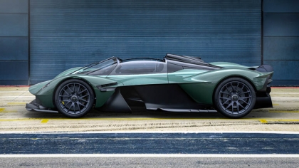 2022 Aston Martin Valkyrie Spyder 9