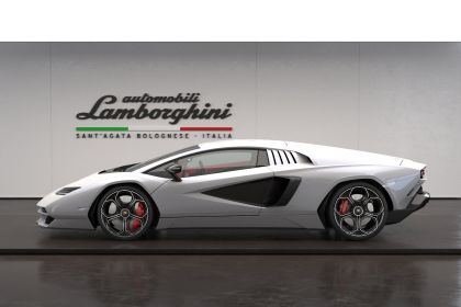 2022 Lamborghini Countach LPI 800-4 12