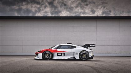 2021 Porsche Mission R concept 2