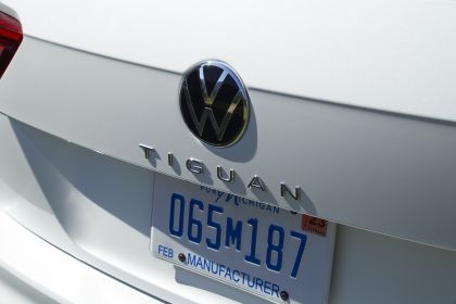 2022 Volkswagen Tiguan SEL R-Line - USA version 71