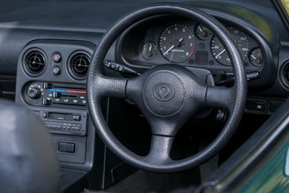 1989 Mazda MX-5 - UK version 87
