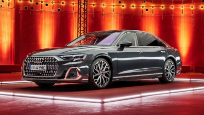 2022 Audi A8 L 6